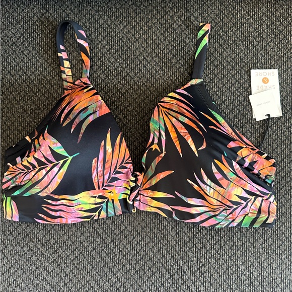 Shade & Shore Other - Shade & Shore Bikini Top Tropical / Floral size 38D lightly lined